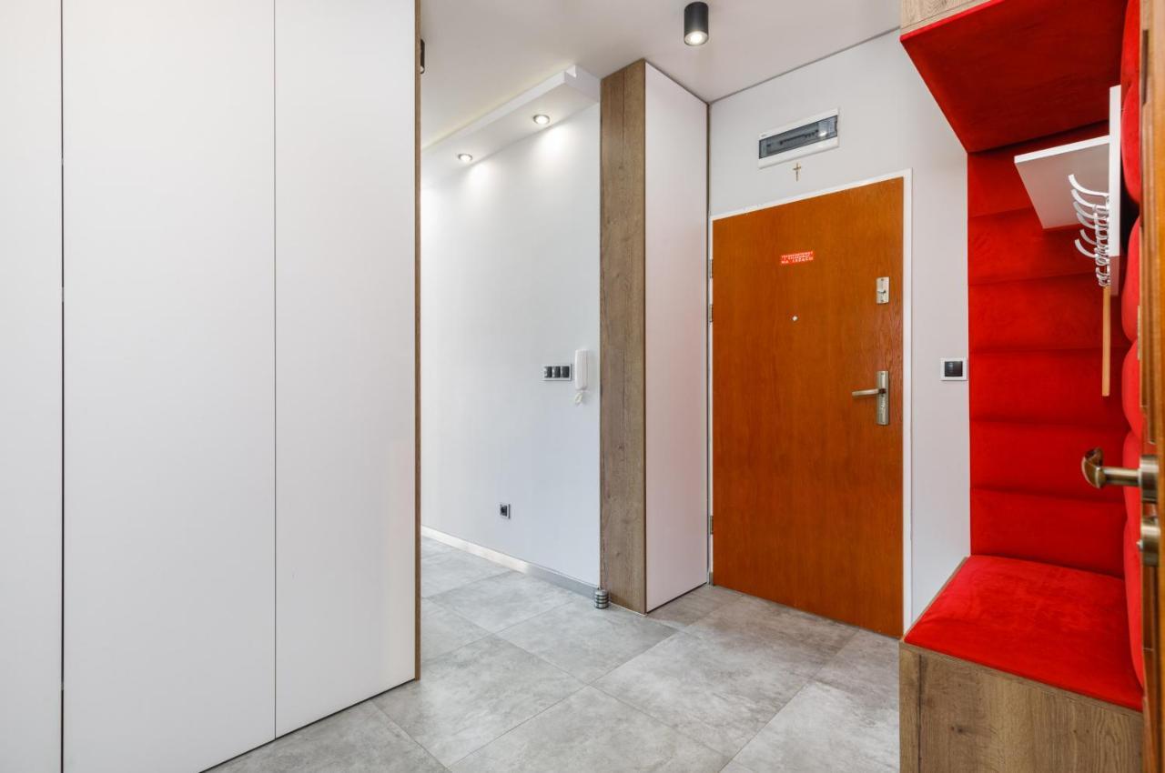 Platan City Centre Apartment By Noclegi Renters Свиноуйсьце Экстерьер фото